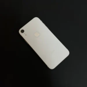 Cel Apple | iPhone | XR | 128GB | White | S/N | KIT